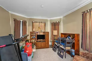 256 University Ave, Lowell, MA 01854 - Photo 9