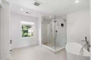 24 Fairfield St, Newton, MA 02460 - Photo 21