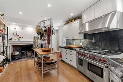 314 Essex St, Salem, MA 01970 - Photo 13