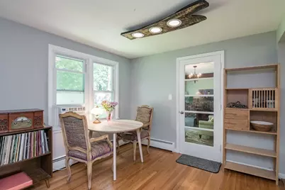 3 Montgomery Ave, Holyoke, MA 01040 - Photo 7