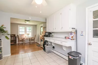 3 Montgomery Ave, Holyoke, MA 01040 - Photo 5