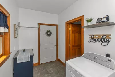27 Landing Dr, Chicopee, MA 01020 - Photo 5