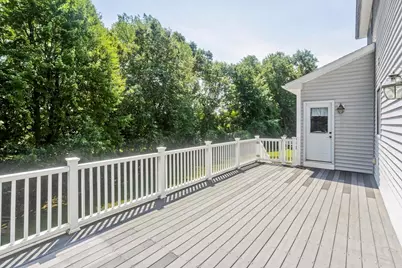 27 Landing Dr, Chicopee, MA 01020 - Photo 37