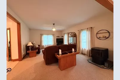 27 Landing Dr, Chicopee, MA 01020 - Photo 7