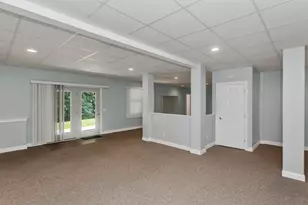 27 Landing Dr, Chicopee, MA 01020 - Photo 9
