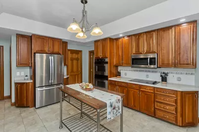 27 Landing Dr, Chicopee, MA 01020 - Photo 7