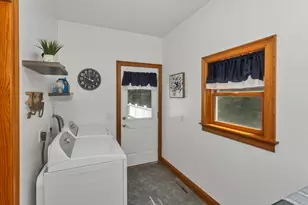 27 Landing Dr, Chicopee, MA 01020 - Photo 17