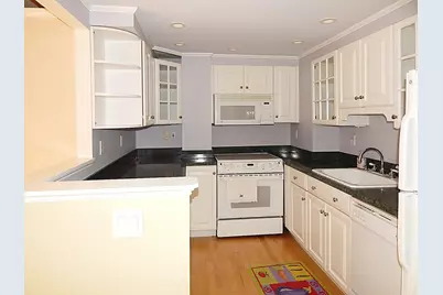 10 Rogers #211, Cambridge, MA 02142 - Photo 3