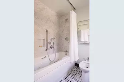 140 Upland Road, Cambridge, MA 02140 - Photo 25