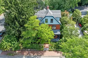 140 Upland Rd, Cambridge, MA 02140 - Photo 3