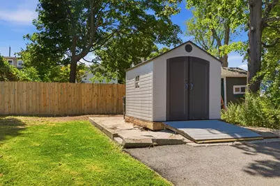 225 Mount Pleasant St, Fall River, MA 02720 - Photo 33