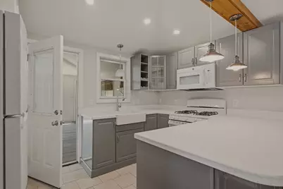 225 Mount Pleasant St, Fall River, MA 02720 - Photo 7