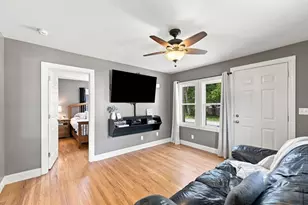 37 Kensington St, Agawam, MA 01030 - Photo 7