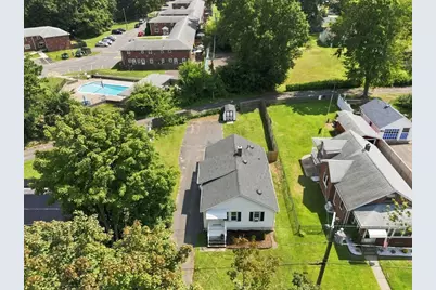 37 Kensington St, Agawam, MA 01030 - Photo 35