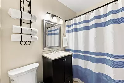 37 Kensington St, Agawam, MA 01030 - Photo 17