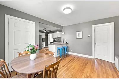 37 Kensington St, Agawam, MA 01030 - Photo 11