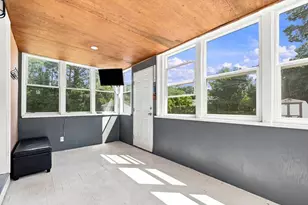 37 Kensington St, Agawam, MA 01030 - Photo 25