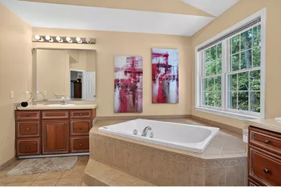 18 Valley View Dr, Grafton, MA 01536 - Photo 21