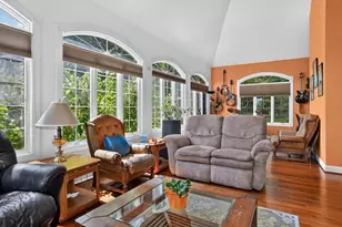 18 Valley View Dr, Grafton, MA 01536 - Photo 15