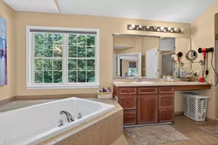 18 Valley View Dr, Grafton, MA 01536 - Photo 21