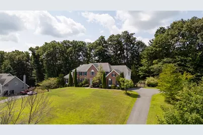 18 Valley View Dr, Grafton, MA 01536 - Photo 33