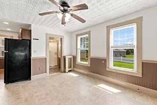 15 Hampstead St, Lowell, MA 01852 - Photo 25