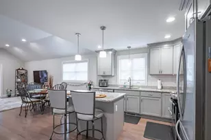14 Pasture, Nashua, NH 03062 - Photo 5