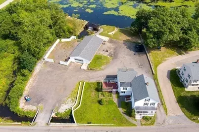 25 East St, Grafton, MA 01536 - Photo 1