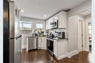 11 Town Hill St #1, Quincy, MA 02169 - Photo 3
