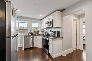 11 Town Hill St, Quincy, MA 02169 - Photo 3