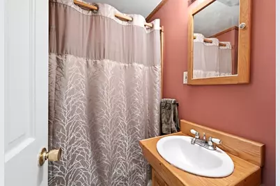 2346 Main St, Lancaster, MA 01523 - Photo 11