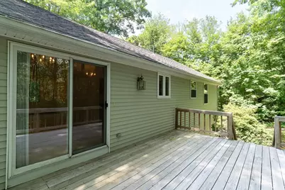 611 Henshaw St, Leicester, MA 01542 - Photo 37
