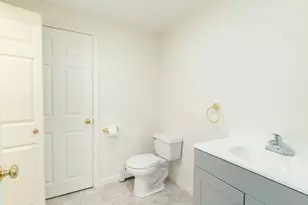 611 Henshaw St, Leicester, MA 01542 - Photo 31