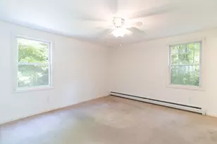 611 Henshaw St, Leicester, MA 01542 - Photo 21
