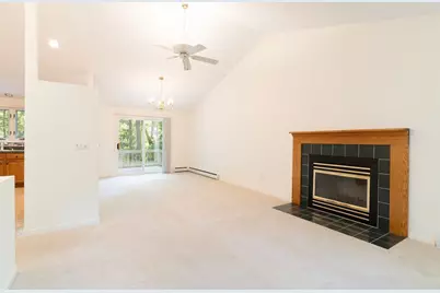 611 Henshaw St, Leicester, MA 01542 - Photo 5