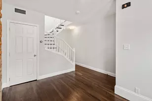 14 Warwick St, Boston, MA 02120 - Photo 9