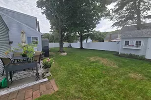 14 Ridgewood Cir, Lawrence, MA 01843 - Photo 7