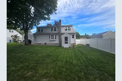 14 Ridgewood Circle, Lawrence, MA 01843 - Photo 5