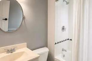 104 Elm St, Boston, MA 02129 - Photo 11