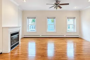 104 Elm St, Boston, MA 02129 - Photo 5