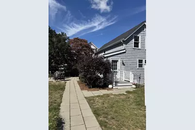 44 Mount Vernon St, Peabody, MA 01960 - Photo 3