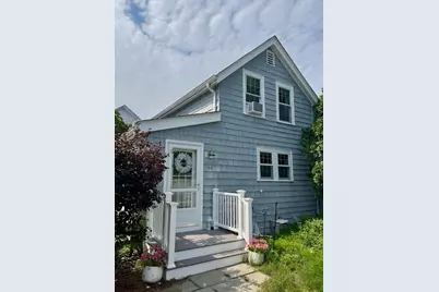 44 Mount Vernon St, Peabody, MA 01960 - Photo 1
