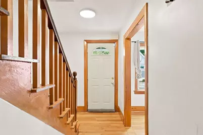 32 Villa Ave, Everett, MA 02149 - Photo 5