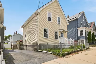 32 Villa Ave, Everett, MA 02149 - Photo 3
