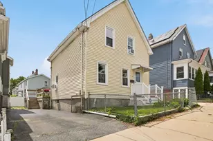 32 Villa Ave, Everett, MA 02149 - Photo 3