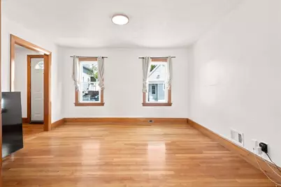 32 Villa Ave, Everett, MA 02149 - Photo 9