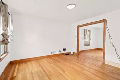 32 Villa Ave, Everett, MA 02149 - Photo 7