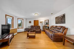 85 Arlington, Revere, MA 02151 - Photo 5