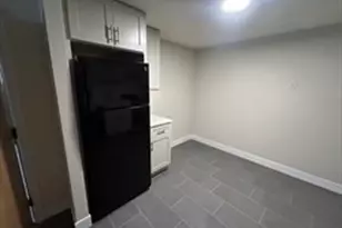 16 Walnut St, Arlington, MA 02476 - Photo 3