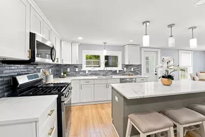 260 Thurber Ave, Attleboro, MA 02703 - Photo 25